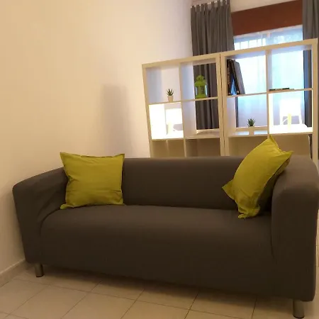 Green Home* A Flat For 2 Near Blue Line Metro Διαμέρισμα Lisboa