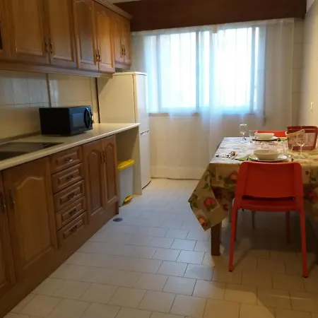 Διαμέρισμα Green Home* A Flat For 2 Near Blue Line Metro *